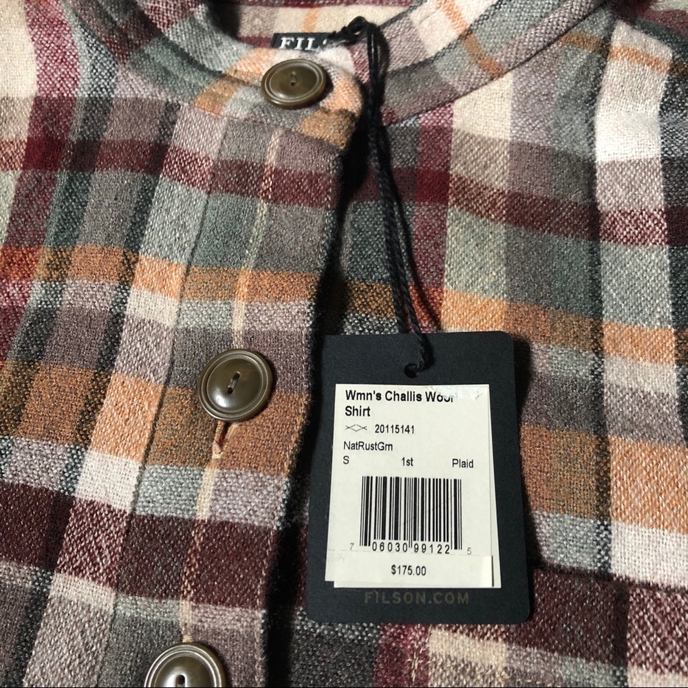 Wmn’s Filson Wool Shirt - Picture 2 of 7